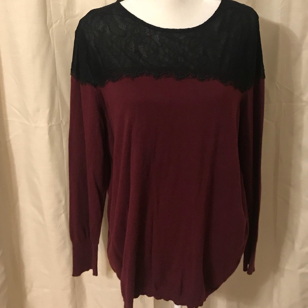 Jennifer Lopez Women’s sweater